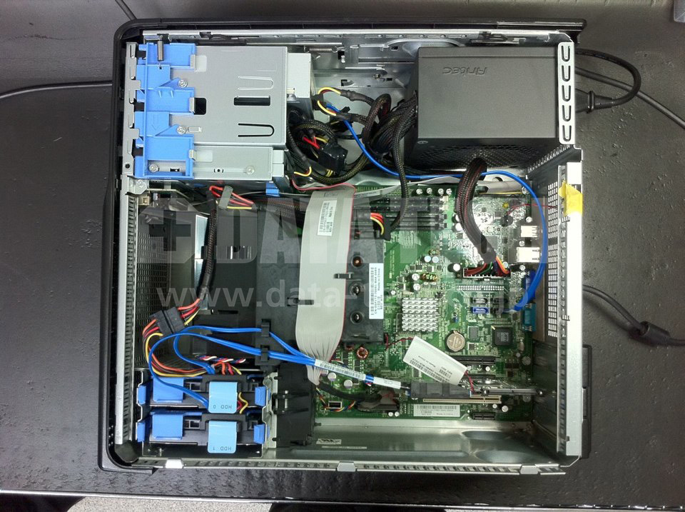 DELL PowerEdge T750の故障した電源ユニットを交換